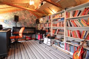 Photo 8- click for photo gallery